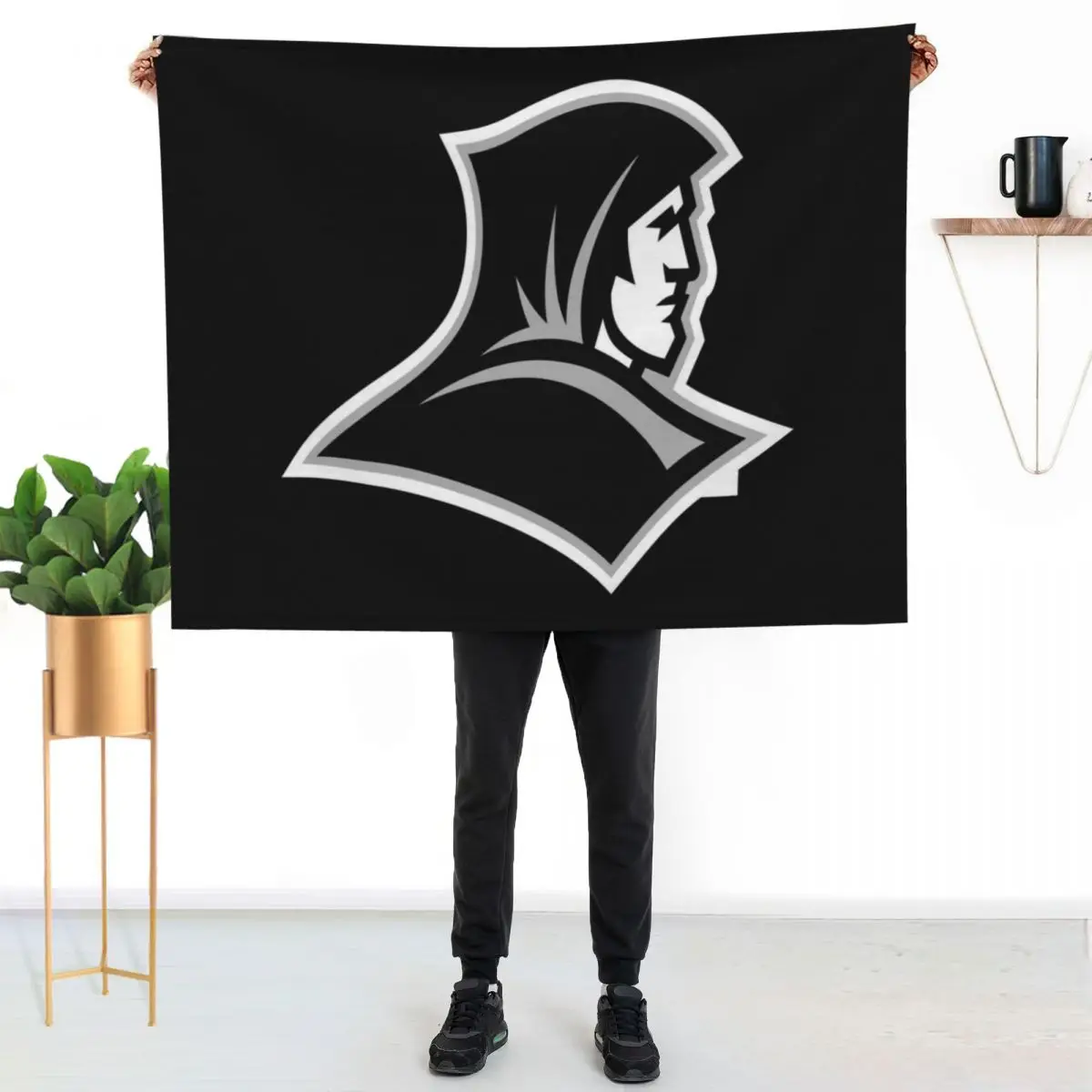 

Providence_Friar Throw Blanket Soft Comfort Blanket for Reading Watching TV