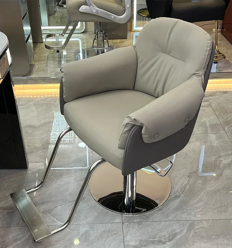 Gray Salon Beauty Barber Chair Aesthetic Personalized Cushion Luxury Chair Classic Leg Rest Minimalist Swivel Cadeira Furniture