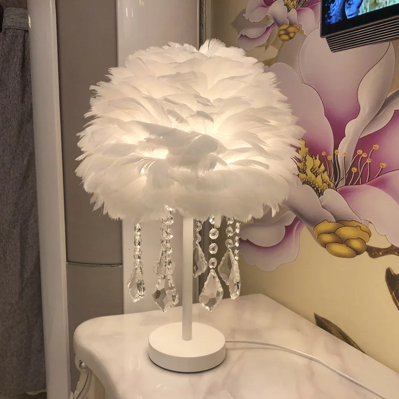 

Modern Bedside reading Room Living room feather crystal table lamp for bedroom light Art Deco home Pavilion