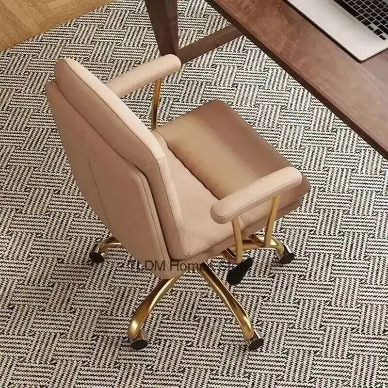 Italian Leather Office Chairs Home Bedroom Computer Chair Light Luxury Cream Style Office Meeting Backrest Armrest Gaming Chair