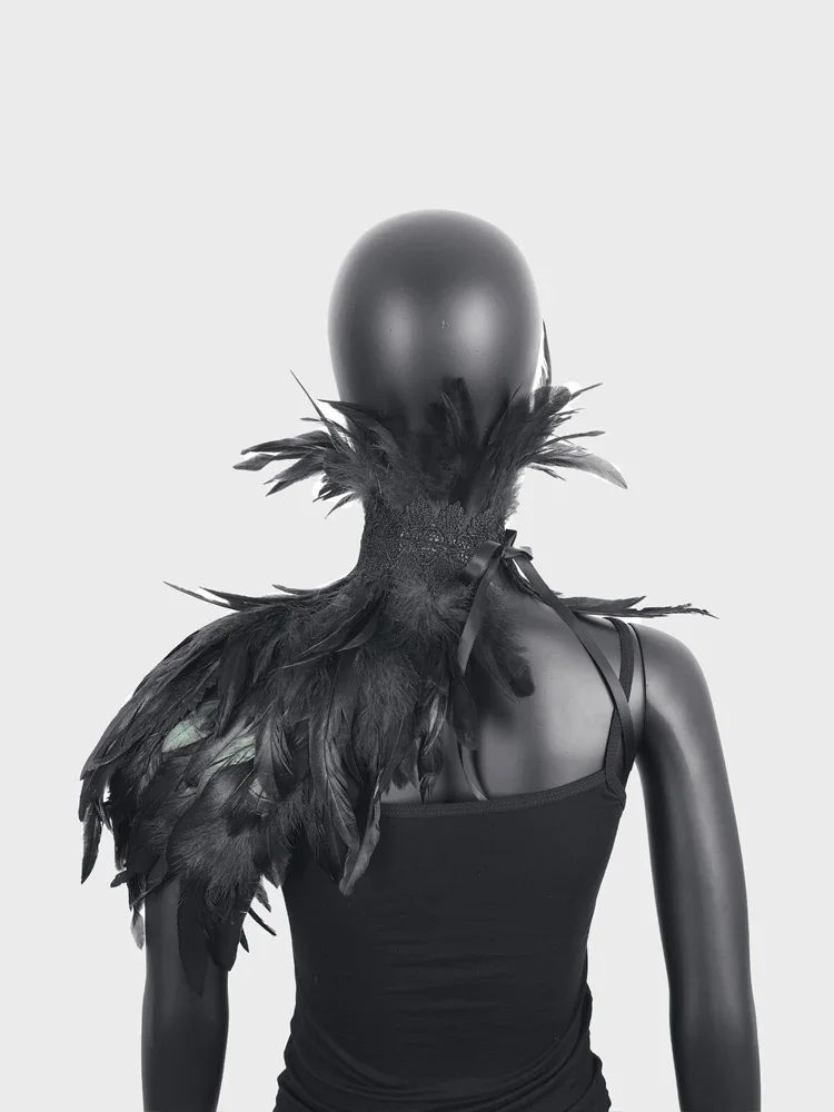 Halloweenowy płaszcz z piór, gotycki punkowy płaszcz z piór, naturalny płaszcz z piór, damski kostium na cosplay, występ sceniczny, gorąca odzież klubowa