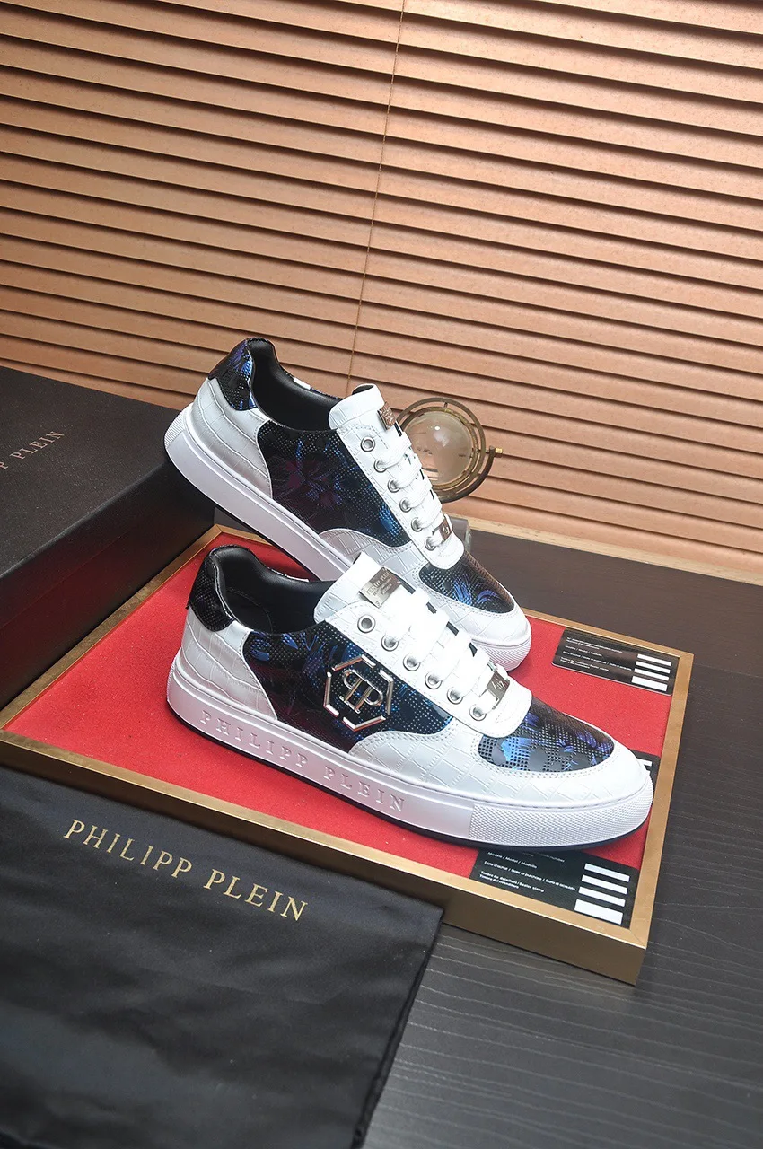 Philipp Plein Men's Counter The Latest Fashion Casual Simple and Comfortable Business Shoes Choose The First Layer Grain Calfskin Hardware Wheels Head Inside The Sheepskin Light Sole Business Casual