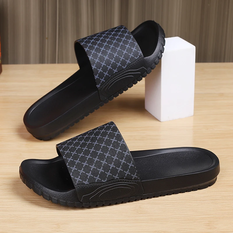 Men's comfortable, soft, lightweight, fashionable casual slippers