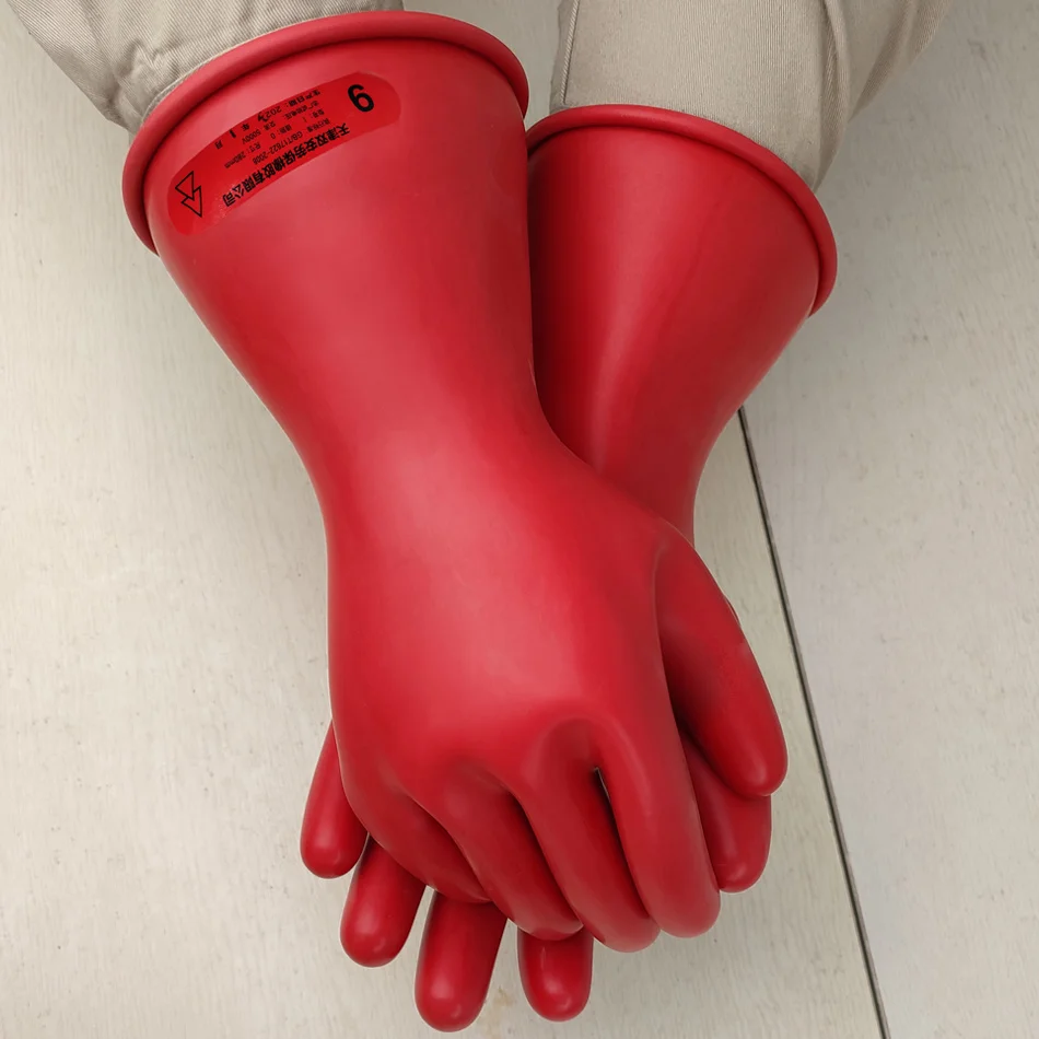 Guanti isolanti elettrici in lattice rosso grado 202500 Tensione di prova 2,5 KV Tensione di lavoro 1000 V Lunghezza 280 mm Funzione antiscivolo