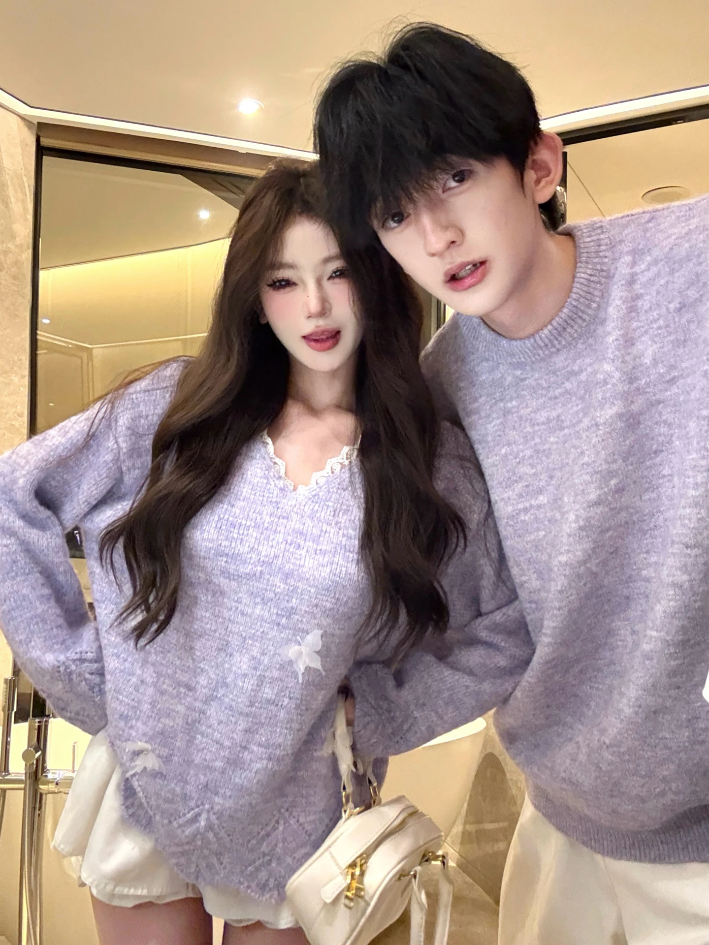 

Soft Atmosphere V-Neck Lace Design Knitted Sweater Unisex Autumn Winter Long Sleeve Top for Couples