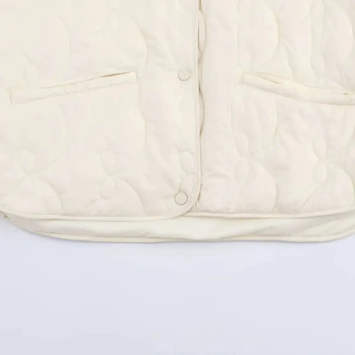 DiYiG WOMAN 2025 Jesienna Nowa Moda Kurtka Pikowana z Kokardą Retro Długi Rękaw Uniwersalna Kurtka Zapinana na Guziki Odzież Wierzchnia Mujer