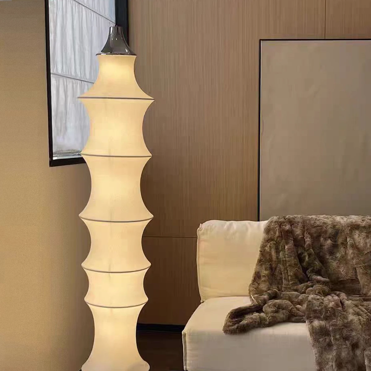 مصباح أرضي من نسيج الحرير الحديث مصدر ضوء LED إضاءة ديكورية للفندق مصباح أرضي للملابس الحريرية البيضاء