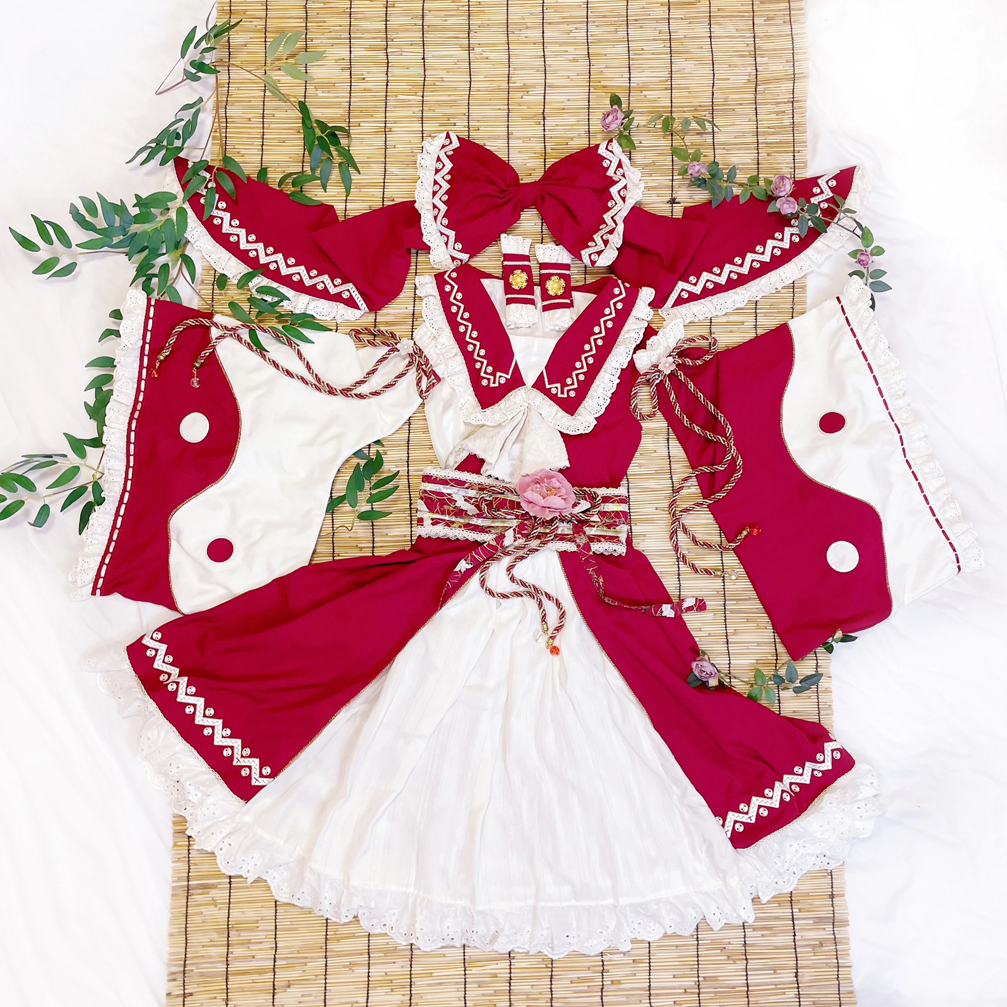 أزياء Hakurei Reimu التأثيرية لجميع القديسين وأعياد الميلاد وحفلات لعب الأدوار فستان اللعبة الهزلية مقاس S-XXL مشروع Touhou الجديد