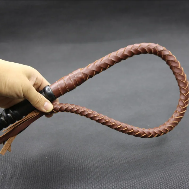 Hand Made Braided Riding Whips Horse Riding Equipment Racing Bull Leather Wood Handle Equestrian Horse Whip