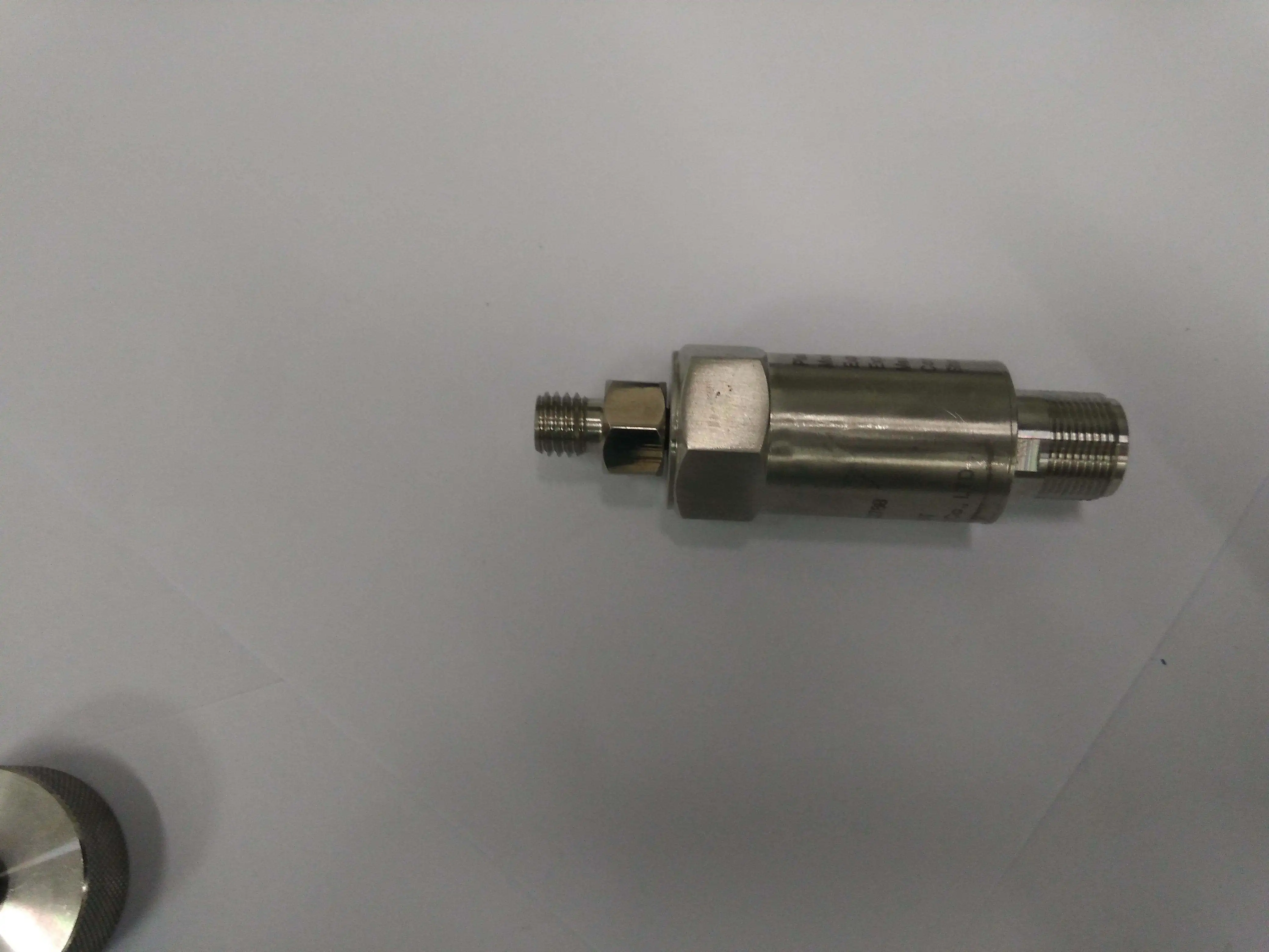 VT200T Integrated Vibration Temperature Transducer Piezoelectric Industrial Accelerometer Vibration Sensor