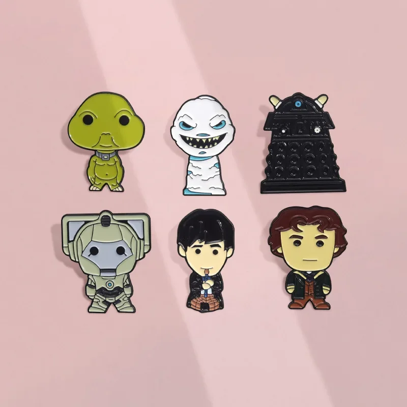 Character Brooch Funny Cartoon Alien Metal Badge Small Gift Wholesale Hat Pins for Clothes Backpack Pin Decorative Brooches Cap