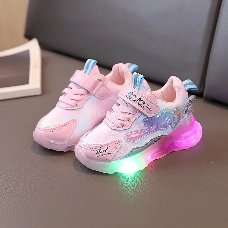 2024 Girls Hot Selling Four Season Cartoon Mesh Sneaker Children Casual LED Luminous Sport Shoes Winter Light Up Shoes 21 to 30.