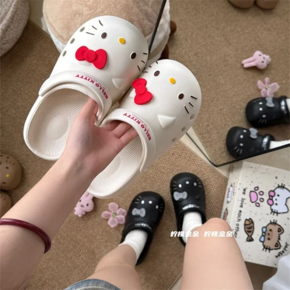 

2026 Hello Kitty slip-on shoes for women, KT summer vacation casual outerwear, thick sole, anti-slip head cover, women gift