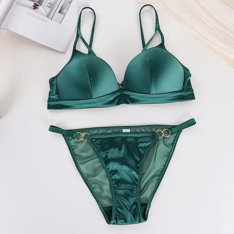 Triangle cup underwear female small chest gathered no steel ring comfortable girly thin shoulder strap summer ultra-thin bra set