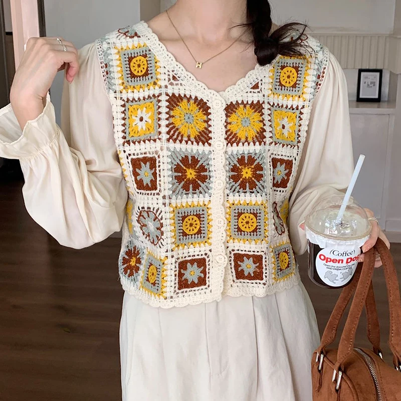 Long Sleeve Floral Crochet Top Women Flower Embroidery Open Knit Button Front Fairycore Blouse Spring Summer Boho Outfit