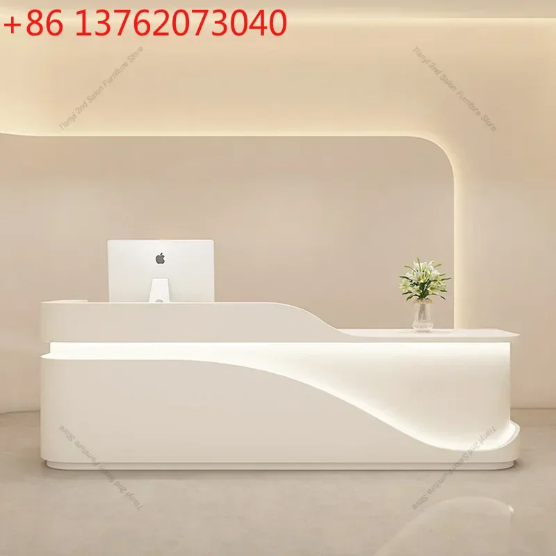 

Стойки ресепшн в итальянском стиле для маникюрных салонов, мебель для магазинов одежды, элитные стойки ресепшн для салонов красоты, простая мебель для ресепшн