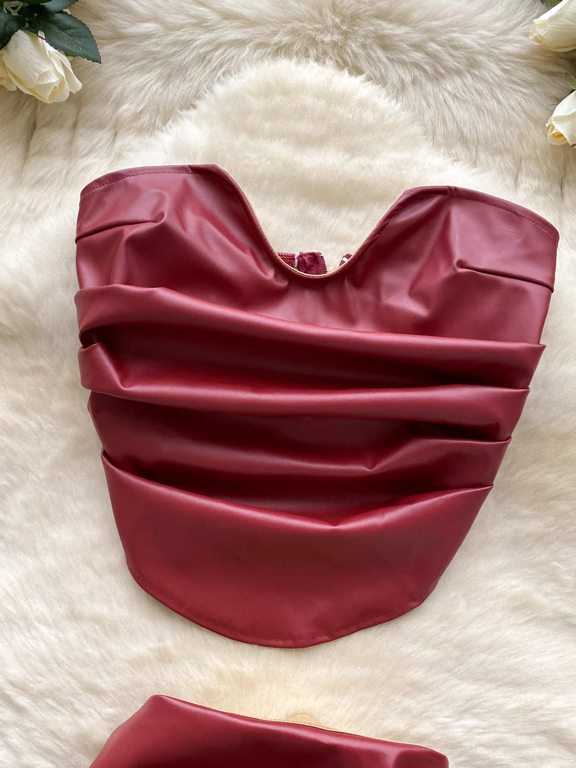 Foamlina American Ins Trendy Plissee Taille Ärmelloses Tube Top + Damen Enger Leder Pu Rock Zweiteiliger Minirock Anzug