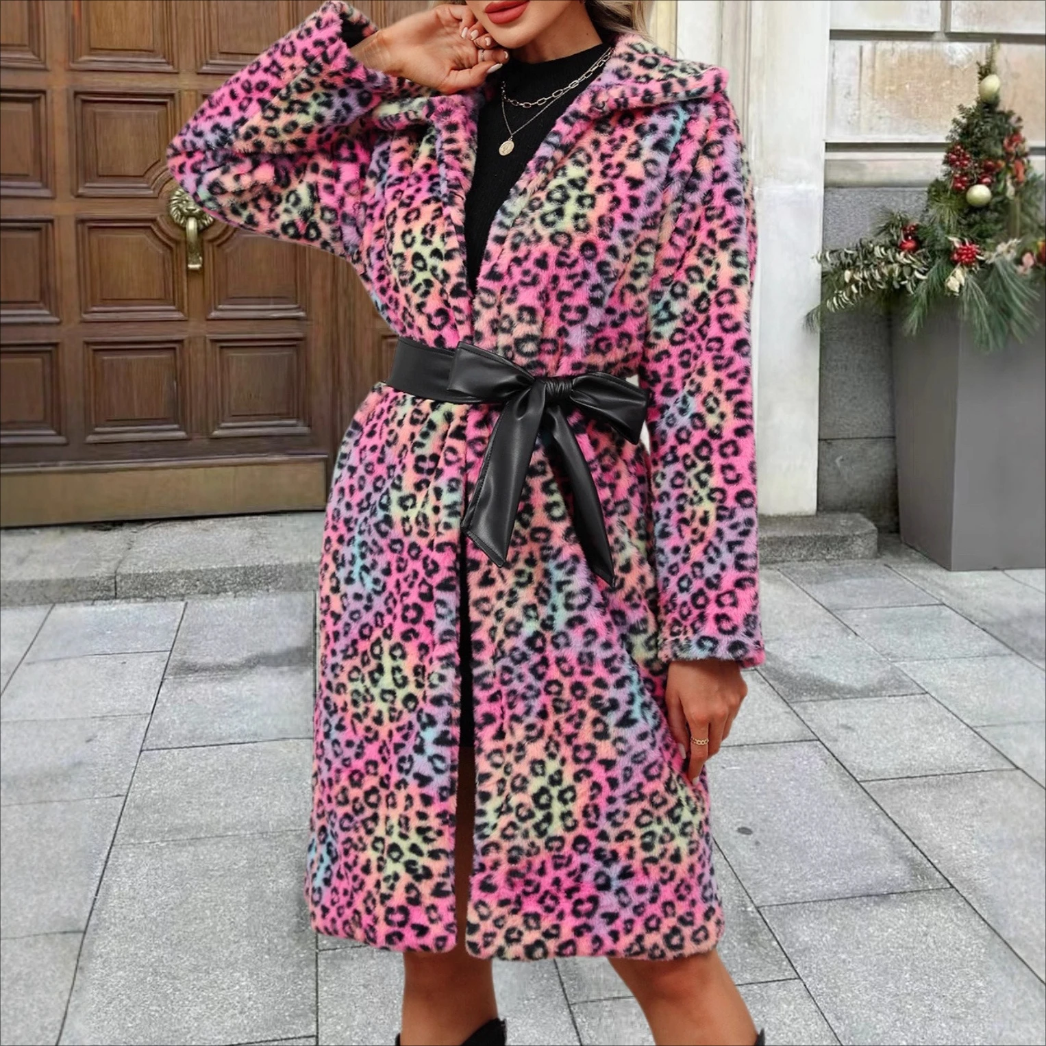 Cappotti leopardati colorati da donna Giacca lunga in pelliccia sintetica con lacci Colletto rovesciato Manica lunga Punto aperto Allentato Casual Autunno Inverno 2025