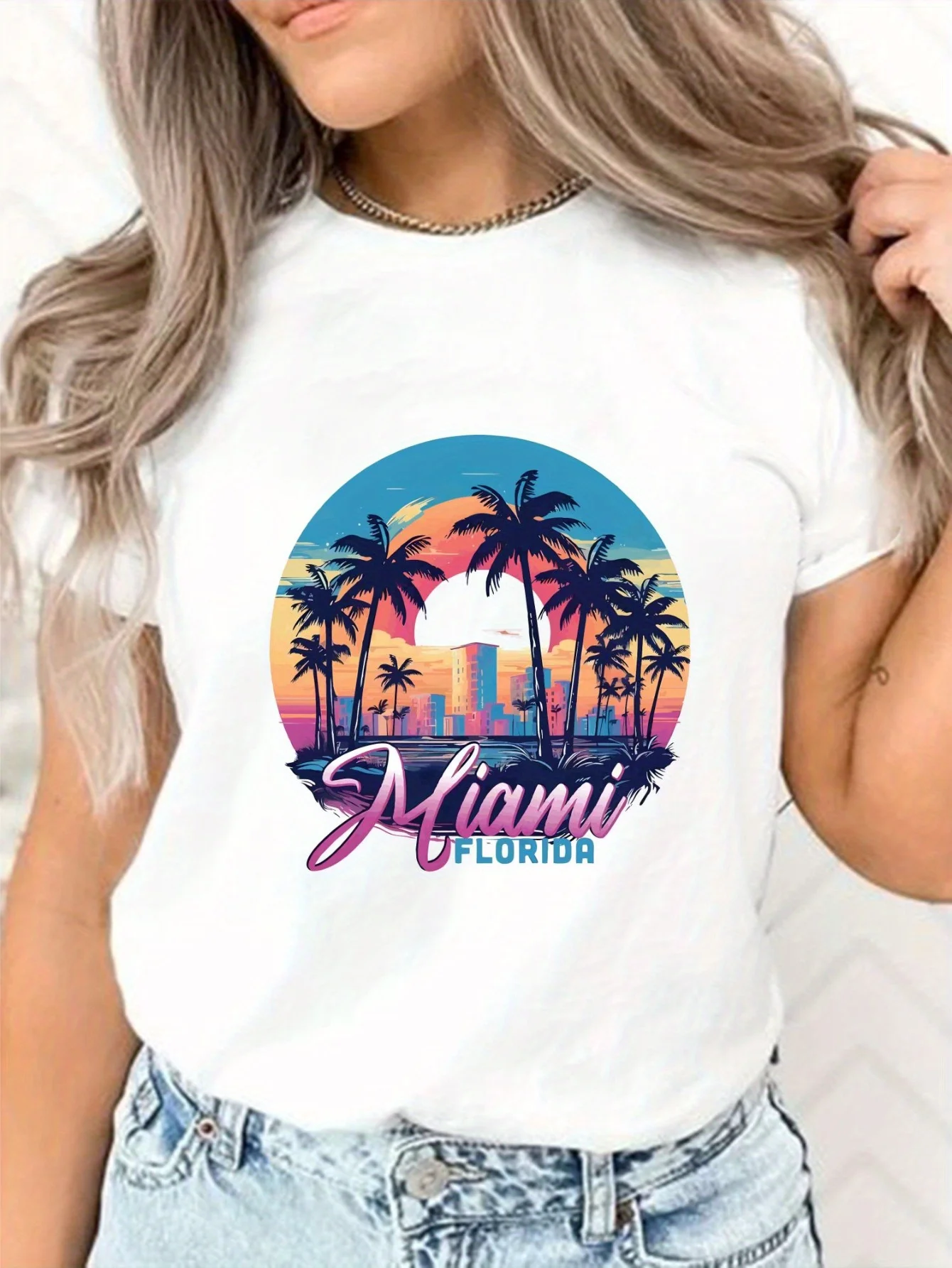 Coconut Tree Print T-shirt, Short Sleeve Crew Neck Casual Top For Summer & Spring, Women's Clothing