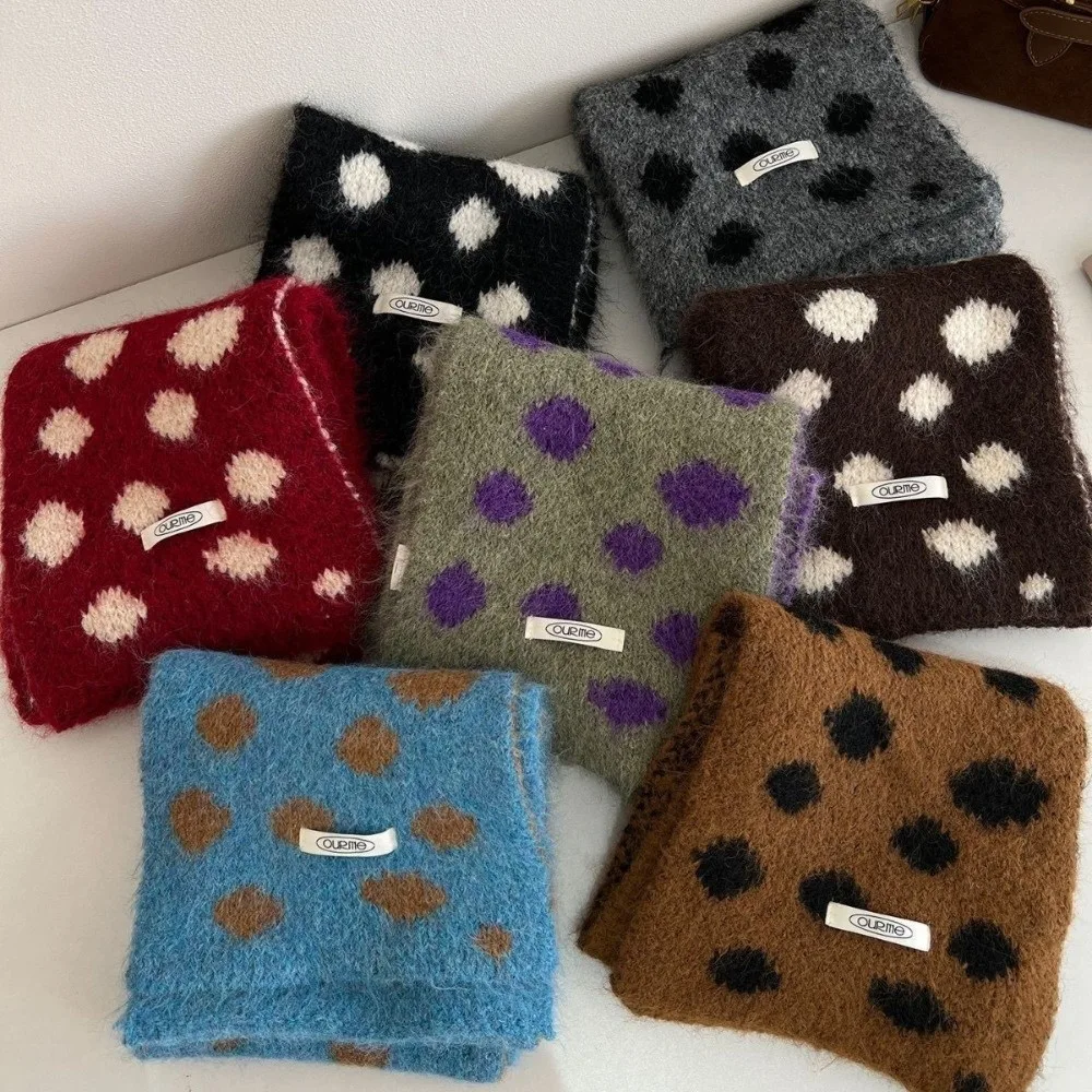 Fashionable Polka Dot Pattern Knitted Scarf Soft Warm Neck Warmer Coldproof Wool Blend Scarf Women
