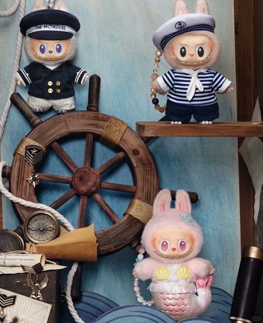 

New POP MART THE MONSTERS Devliegende LABUBU Captain Sailor Mokoko Mermaid Rubber Minky Wall Decor Original Fun Gift