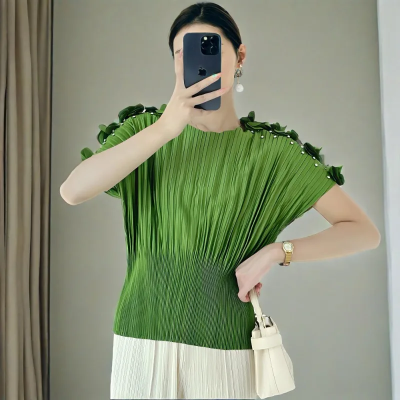 

Miyake Summer Pleated T-shirt 2025 New Embroidered T-shirt Loose Waist Design Premium Beaded Round Neck Short Sleeve Tops