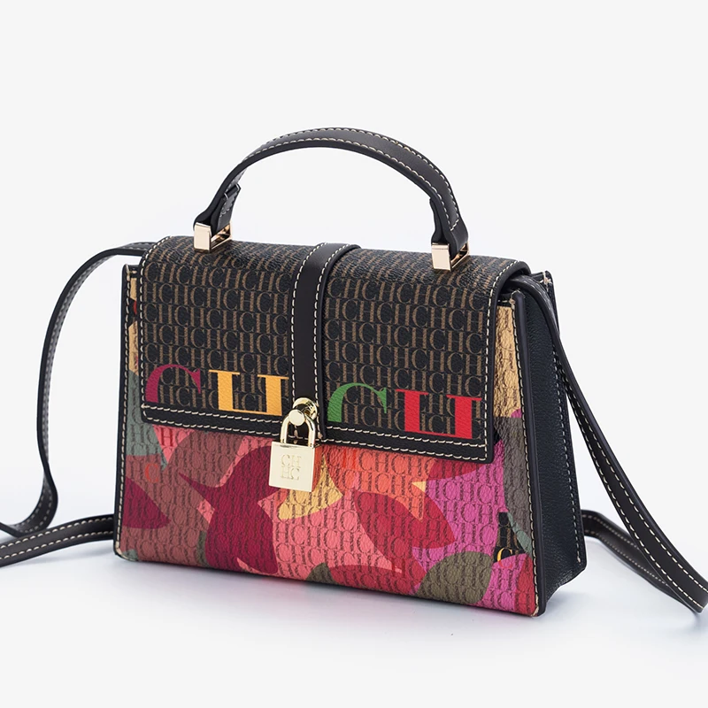 حقيبة كروس نسائية كاجوال جديدة حقيبة يد رائعة وعصرية ماركة فاخرة خفيفة مع تصميم قفل مصمم عصري