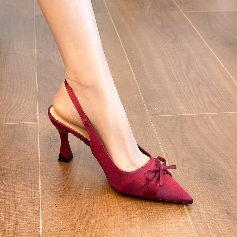 Ladies pointed bow satin stiletto heels fashion elegant strapless dress women sandals bridal shoes summer 2026 new.