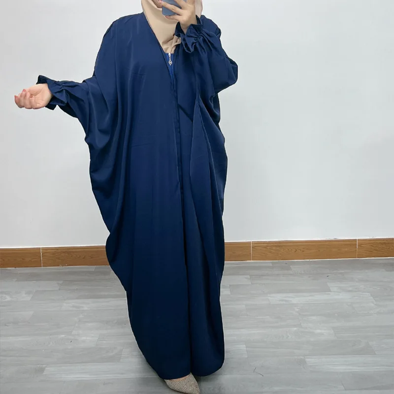

Fashion Embroidery Elegant Muslim Women Batwing Sleeve Dubai Abaya Loose Plus Size Zipper Long Robe