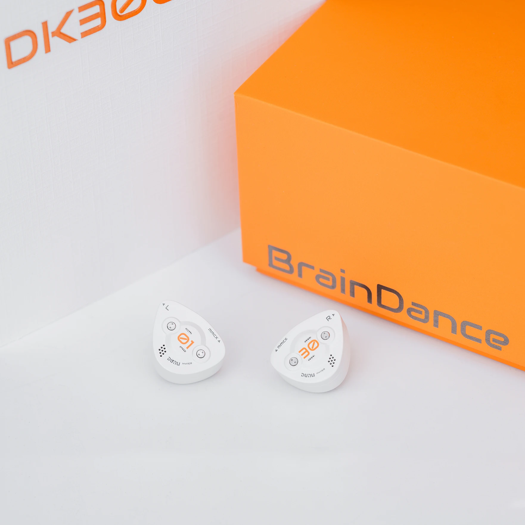 DUNU DK3001BD（BrainDance）9-Driver Tribrid in-ear Earphone mmcx 