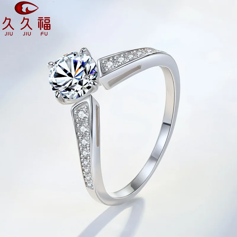 Versatile Light Luxury Crown Four-Claw Ring for Women, PT950 Platinum and 1 Carat Moissanite, add delicate sparkling glamour.