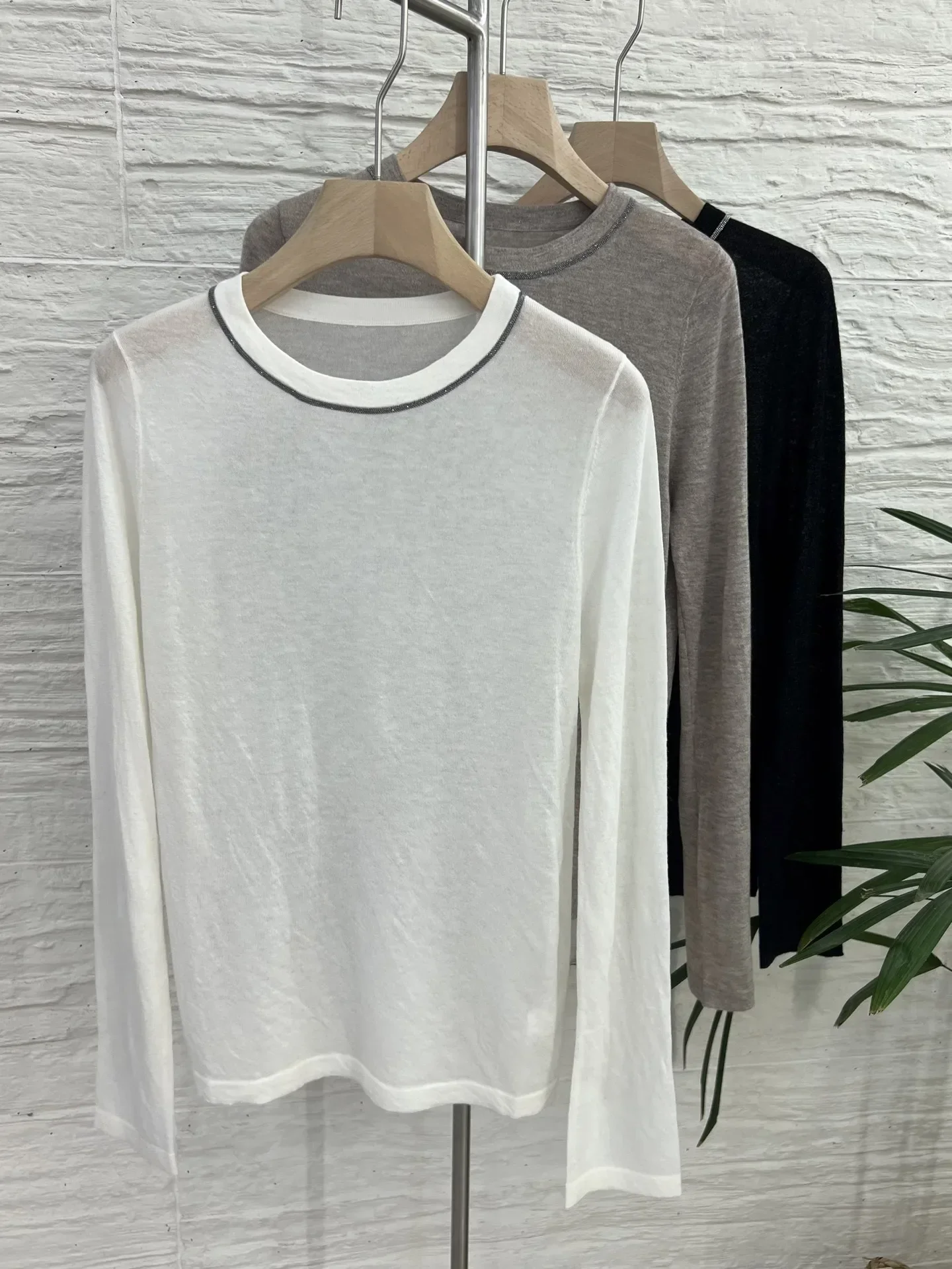 

Women's Wool Blend Knitted Pullover Autumn Beaded Chain Round Neck Long Sleeve Casual Female Sweater