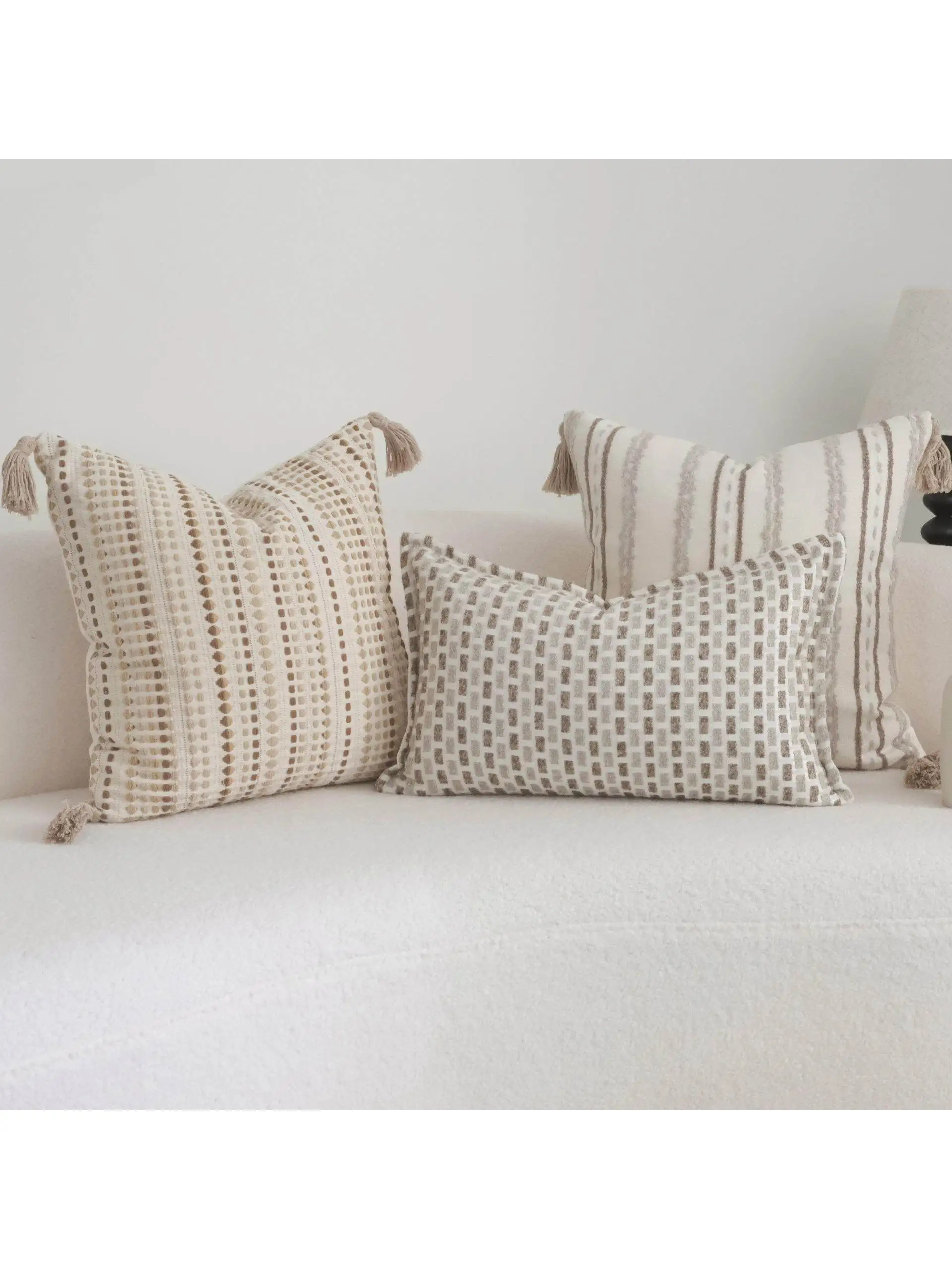 Bohemian Tassel Pillow Cotton Linen Soft Decorative Cushion Wabi-Sabi Style Sample Room Square Pillow Home Decor Accessories