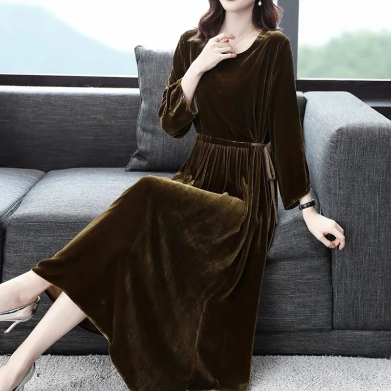 

Autunm velour chic dress 2026 Spring fashion elegant lace up long maxi party dress French vintage velvet prom dress Vestidos