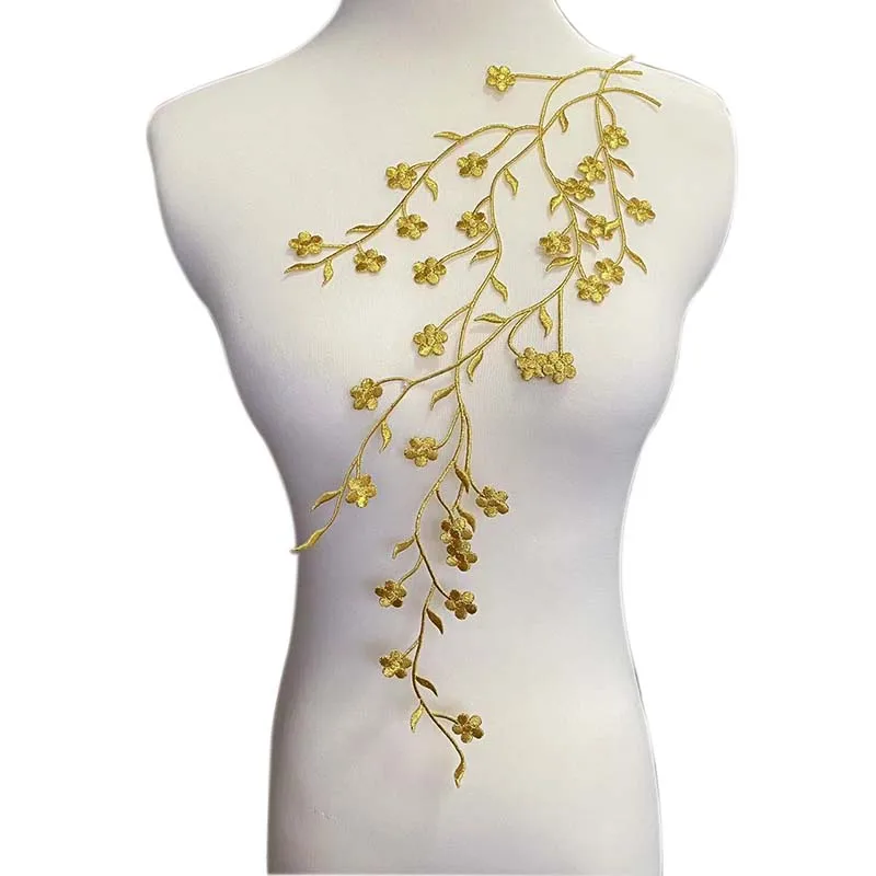 47CM/3D Stoffblumen-Applikation Kleidungsaufnäher, thermoklebend, Pflaumenblüten-Stickerei zum Aufbügeln für Kleider, Cheongsam – Detail 2