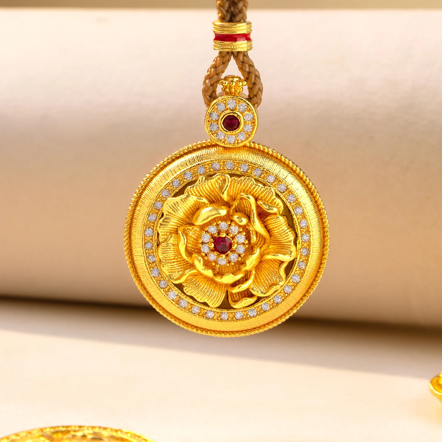 

Luxury 24K 9999 Pure Gold real gold Chinese style diamond peony flower pendant women's pendant rope