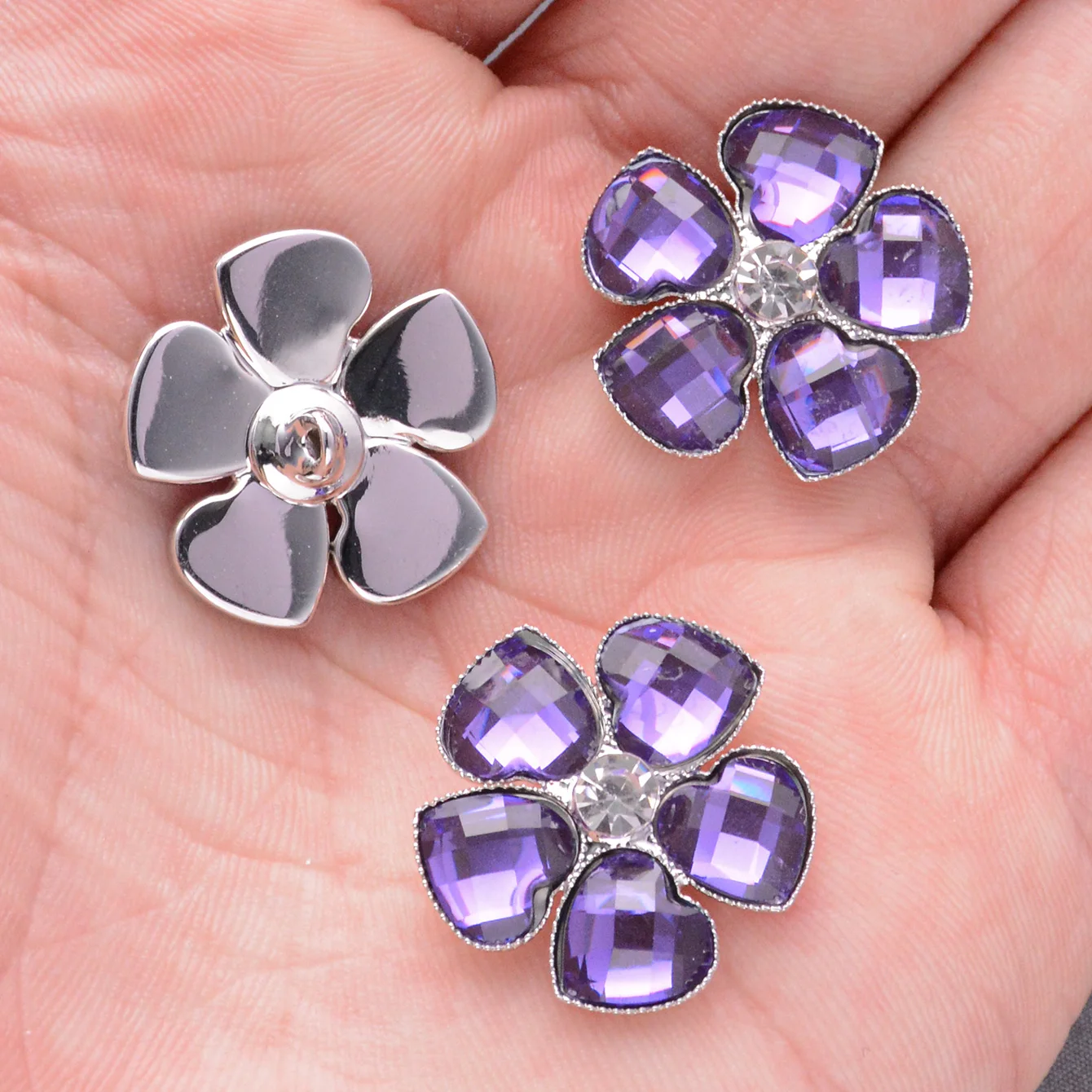 2/4/6pcs Elegant Purple Color Heart Crystal Petal Rhinestone Flower-Shape Metal Sewing Button DIY Clothing Jewelry Accessories