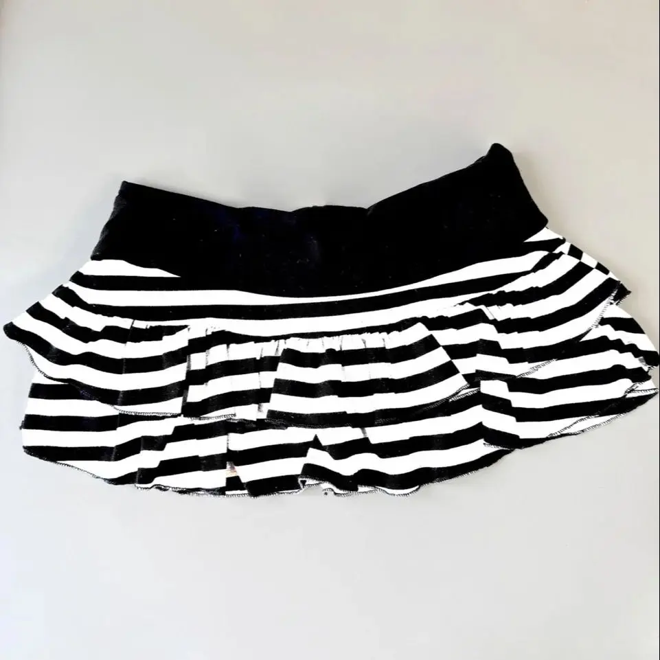 Y2K Grunge Black and Grey Striped Ruffle Mini Skirt High Waist Elastic Waist Tight A-line Skirt 2026 Summer New Women's Wear