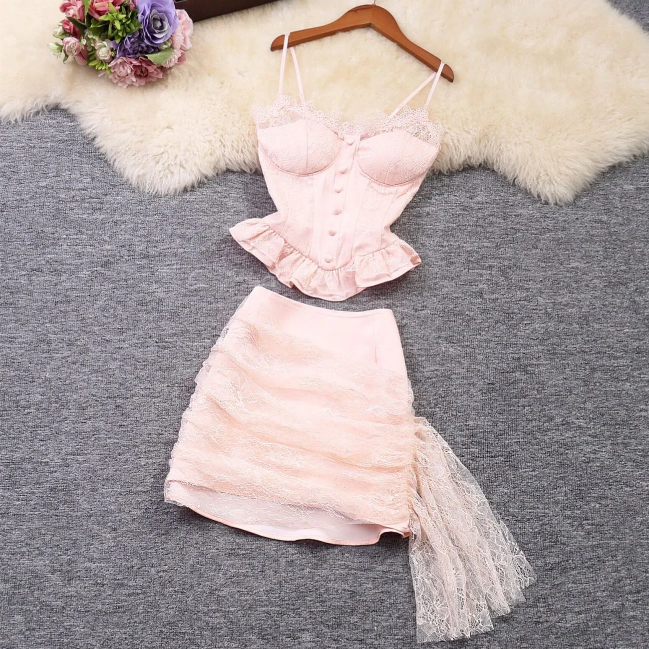 

Summer France Elegant Women 2 Piece Set Sweet Pure Desire Style Party Outfit New Sexy Camisole Top + Bodycon Skirt Suit 2026 New
