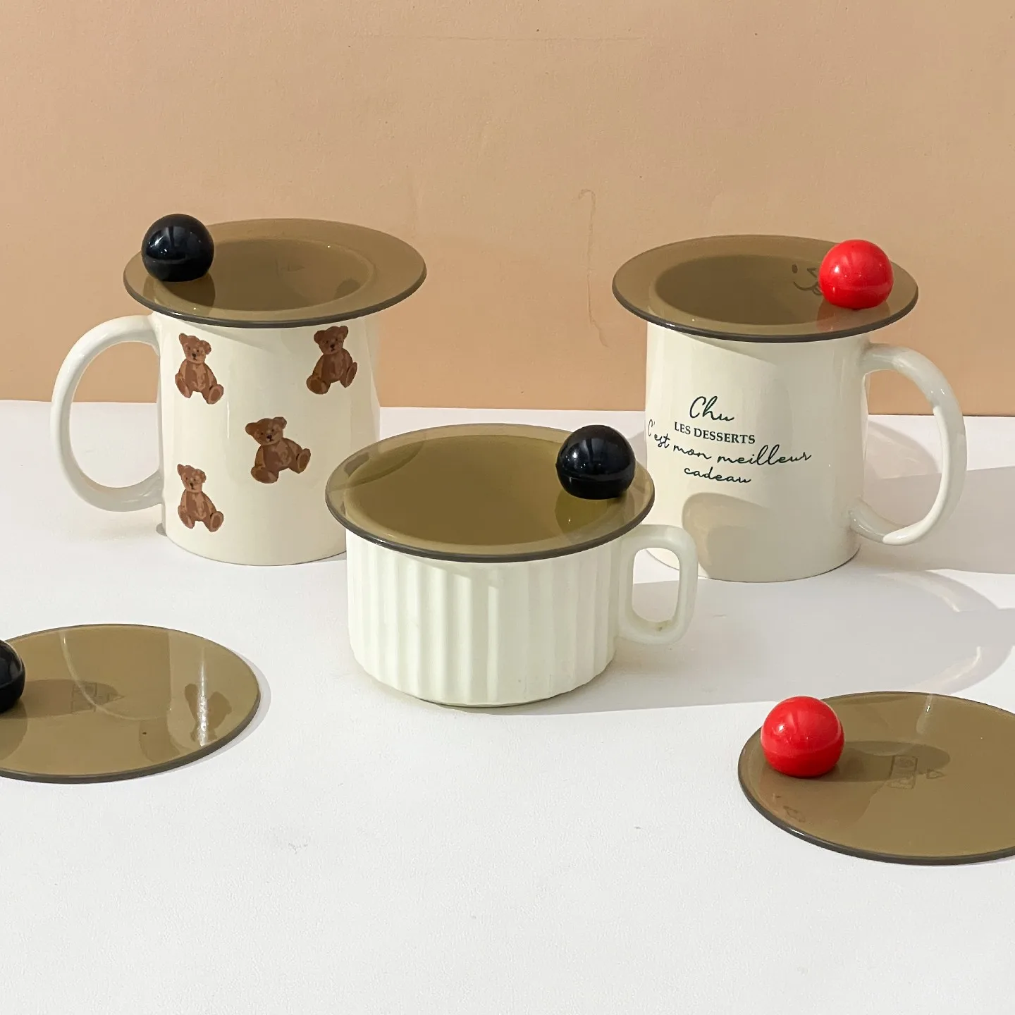 2/4PCS Plastic Cup Cover Reusable Dustproof Sealed Water Cup Coffee Mug Lid Tumbler Cups Lid With Handle Drinkware Accessories