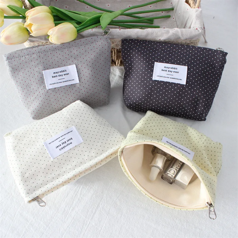 Korean Ins Dot Love Lipstick Makeup Bag Female Clutch Bag Small Cosmetics Bags Inner Bags Travel Organizer Bags Toiletries Bag