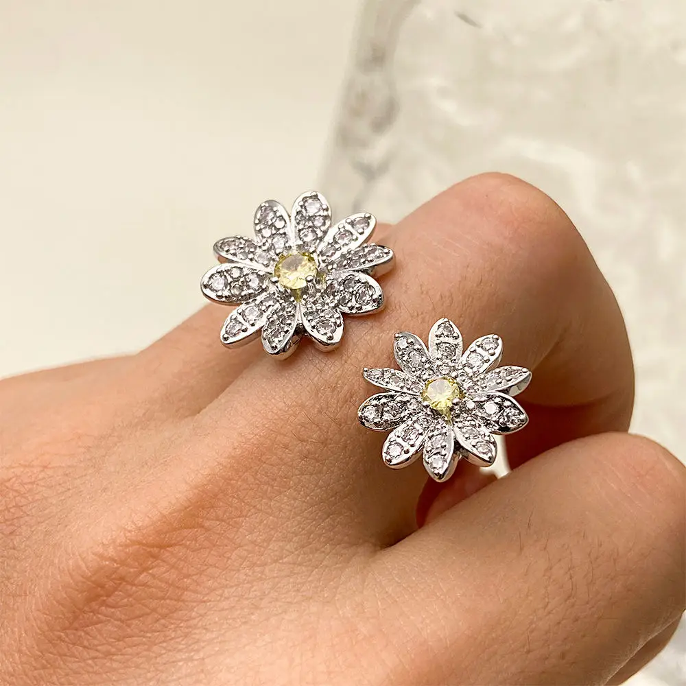 

Sunflower Diamond Ring Luxury High Quality Gemstone Ring Women Jewelry WholesaleValentine's Day gifts
