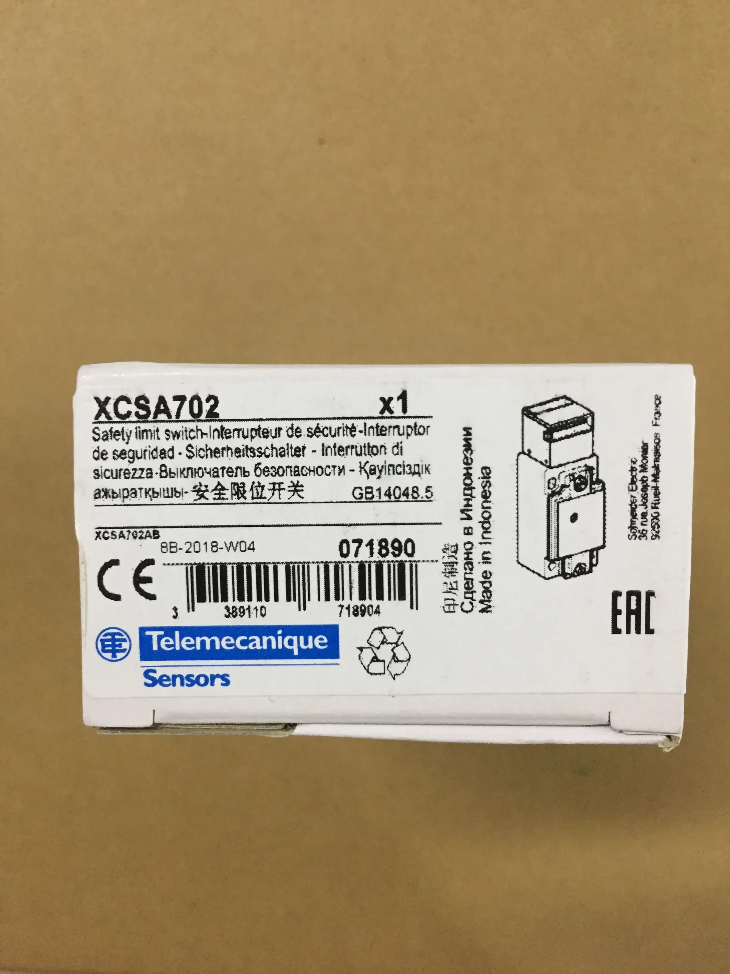 Xcsa702 Original Authentic Safety Limit Switch