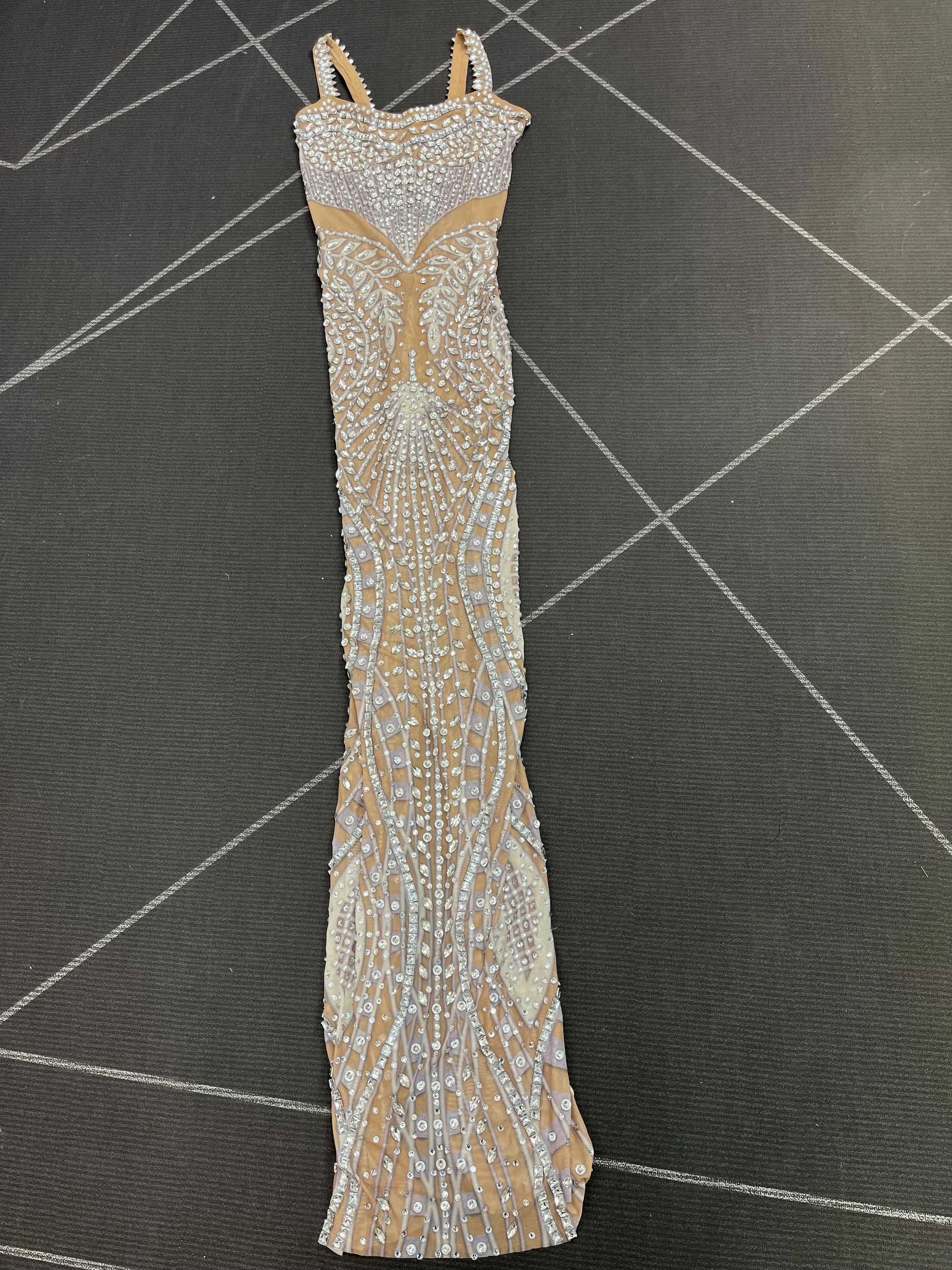 Luxury Fashion Gown Sparkly Rhinestones Sexy Nude Mesh Suspenders Dress Women Evening Party Red carpet Elegant Outfit Bailu