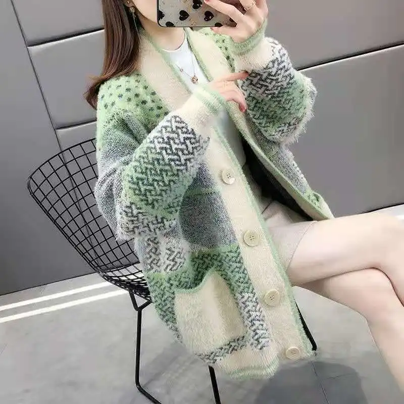 2024 Autumn/Winter Korean Edition New Thick Knitted Cardigan Coat Fashionable Loose Knitted Sweater Trend