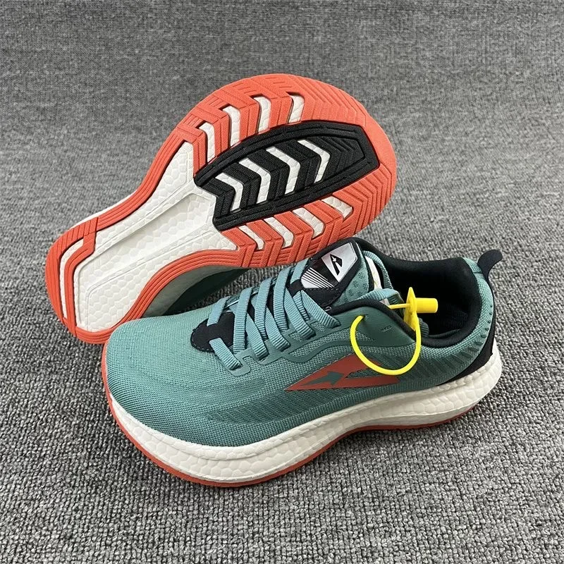 

Классические спортивные кроссовки 2026 года для мужчин и женщин, широкие беговые кроссовки унисекс с мягкой подошвой, спортивная обувь для пар, уличные прогулочные кроссовки