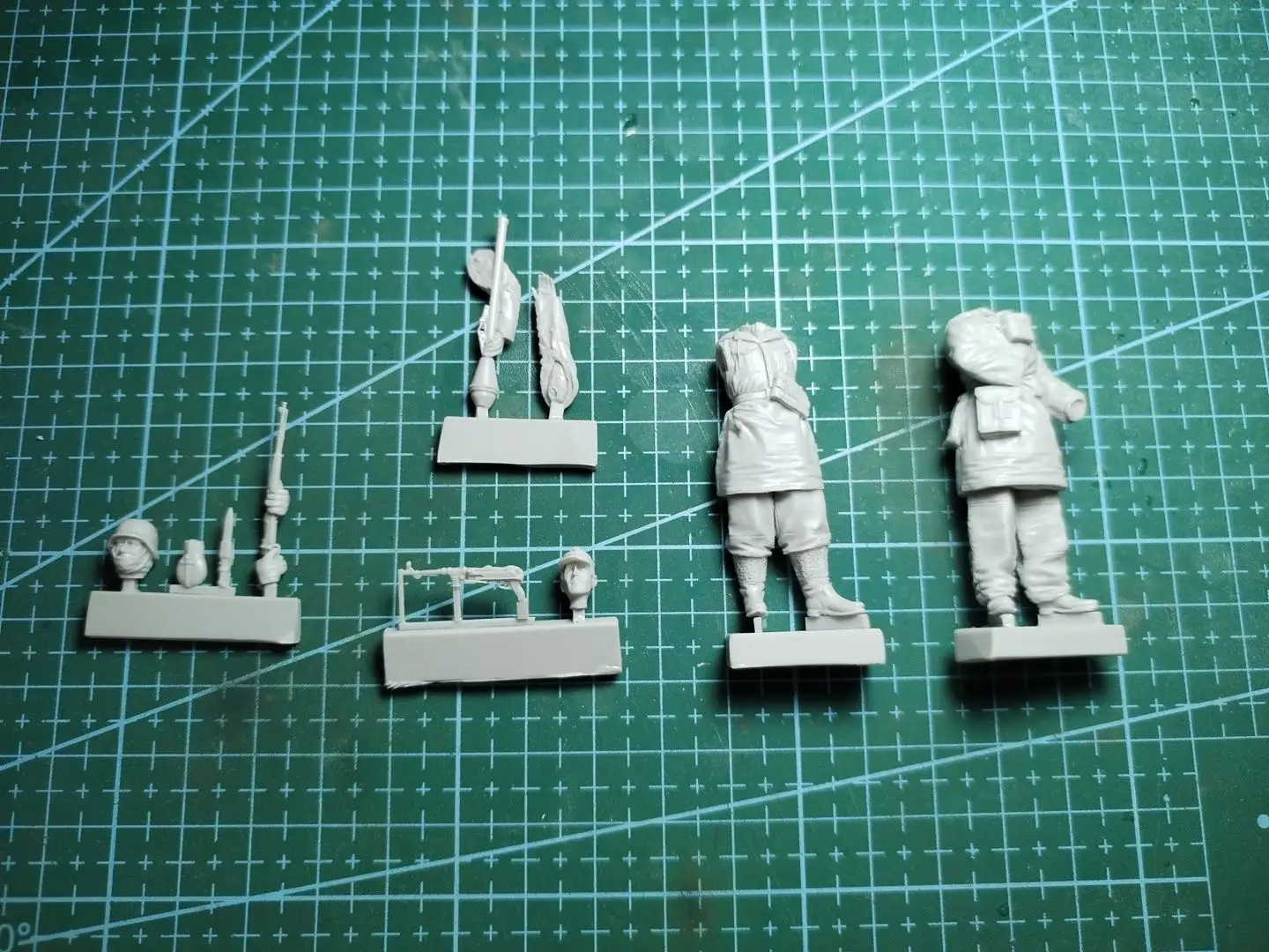 1/35 Resin Model Figure GK，German soldier ,   Unassembled and unpainted kit