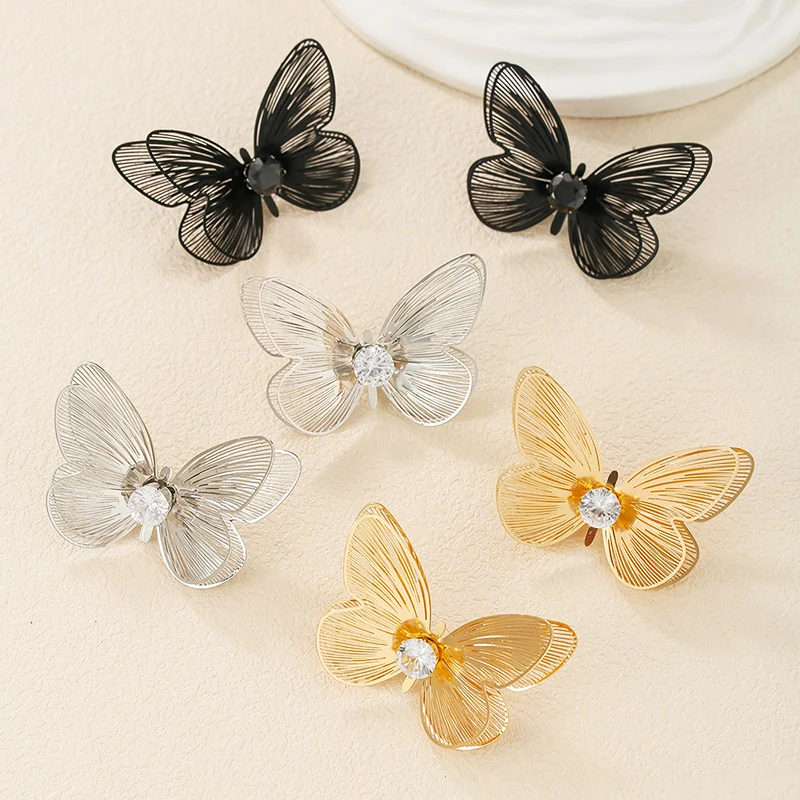 New Arrival Dimensional Butterfly Stud Earrings for Women Trendy Metal Hollow Design 2 Wearing Methods Zircon Earrings Jewelry
