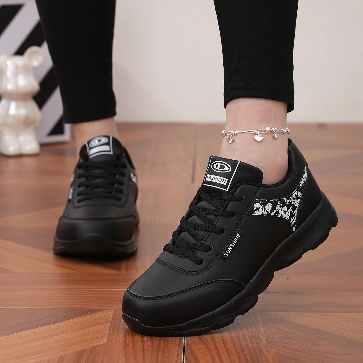 Women's Autumn Ultra-Fiber Ultra-Light Warm Black Casual Shoes with Soft Soles That Are Comfortable and Won'T Tire Your Feet, Perfect for Walking