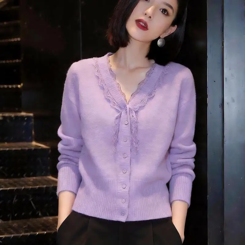 Elegant Temperament Women's Knitted Cardigan Autumn New Item Loose Fit Sweater for Teenagers Student Tops Comfortable Versatile